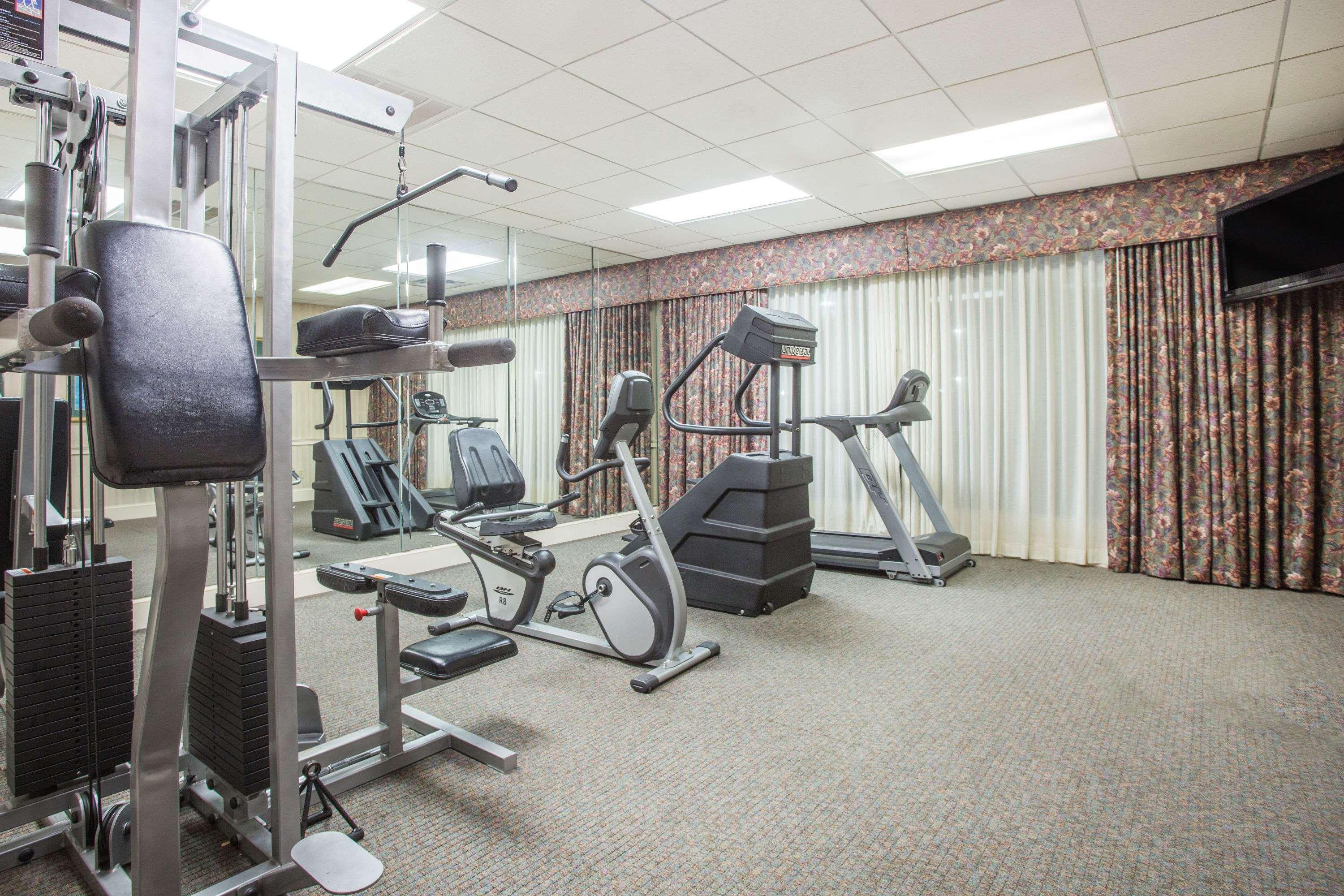 Ramada By Wyndham & Suites Warner Robins Exterior foto