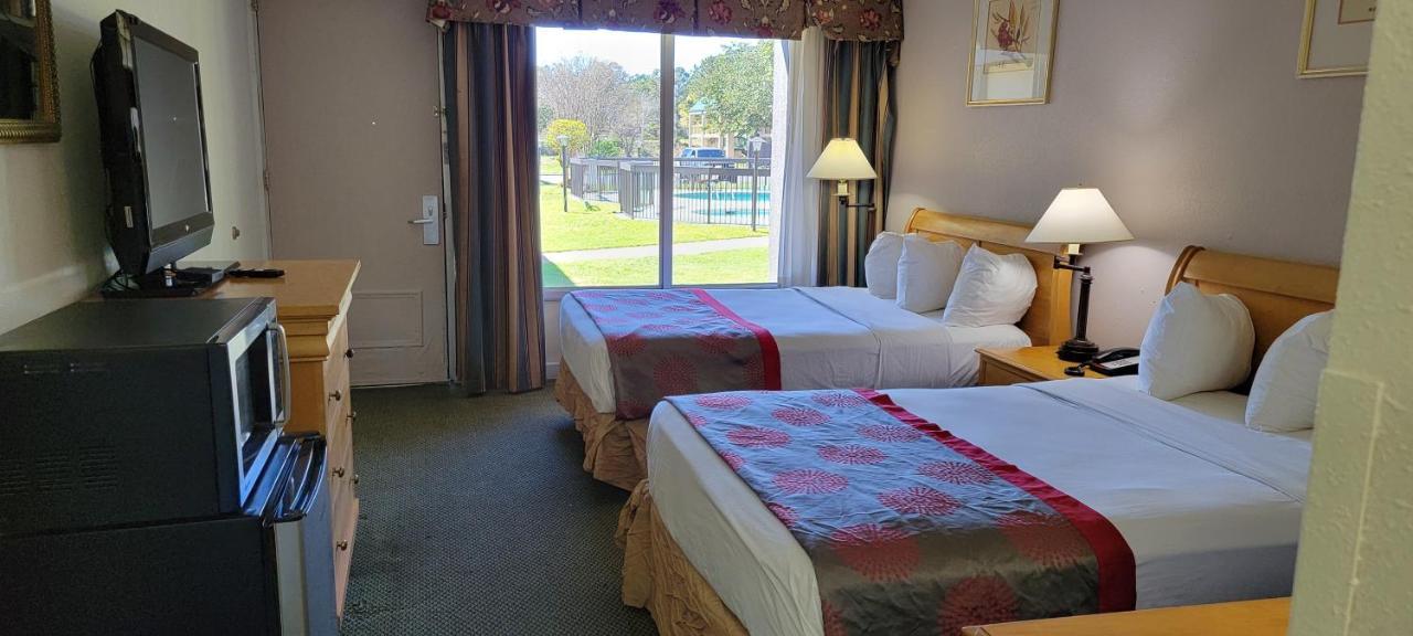 Ramada By Wyndham & Suites Warner Robins Exterior foto